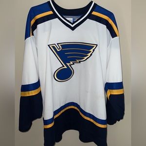 Adult Small St. Louis Blues Official NHL and CCM Jersey